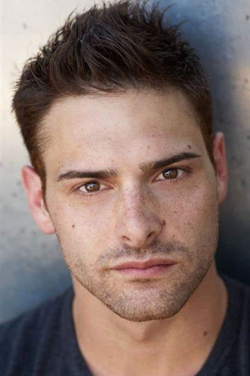 Ницхолас Гунн