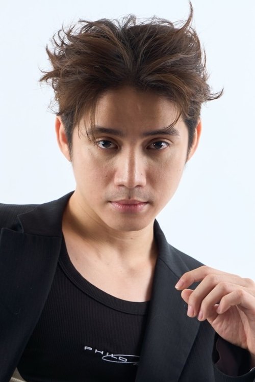 Панупат Сутирак