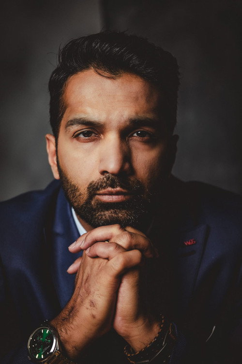 Асхутосхкумар Jха