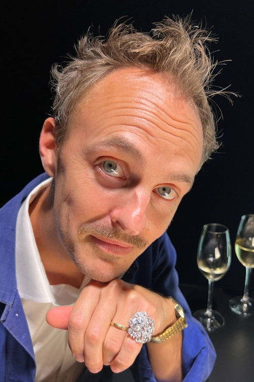  Расс Армстронг