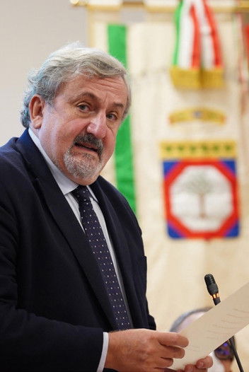  Микеле Эмилиано