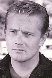 Цхуцк Цоуртней