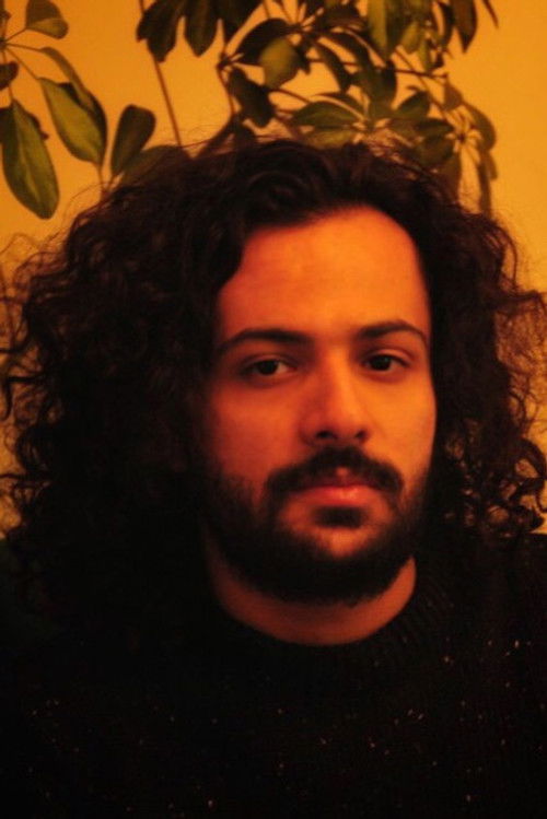 Милад Схариф