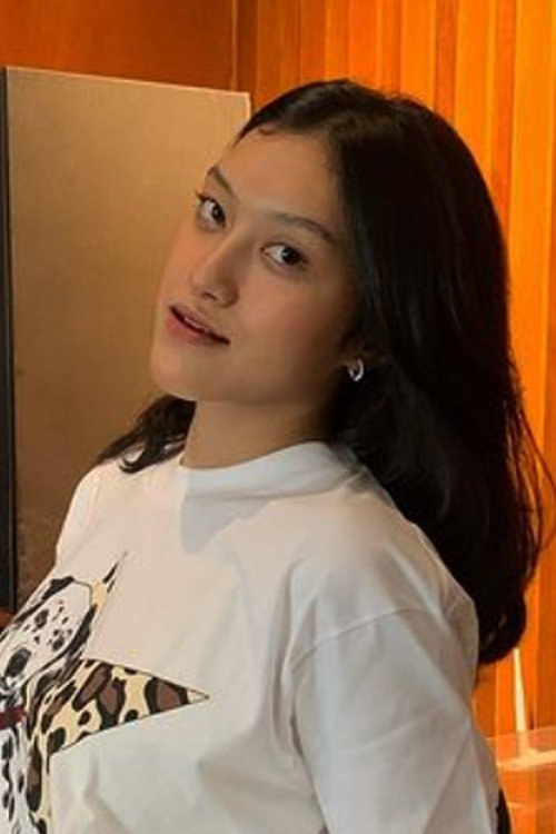 Амархел Путри Азизах