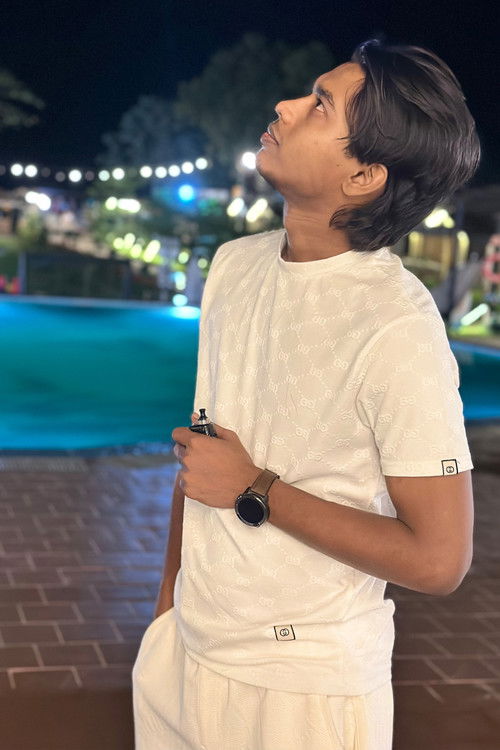 Фаисал Кхан Схуво