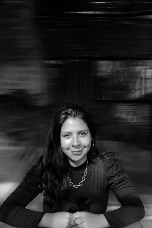 Цамила Мартíнез