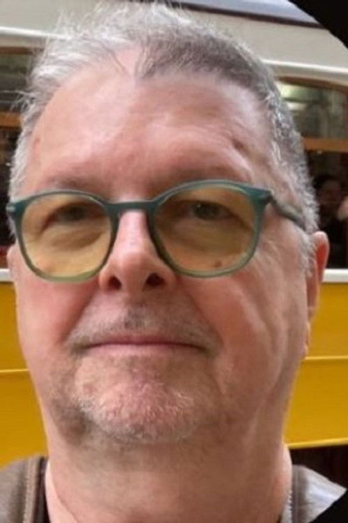 Хенриqуе Магалхãес