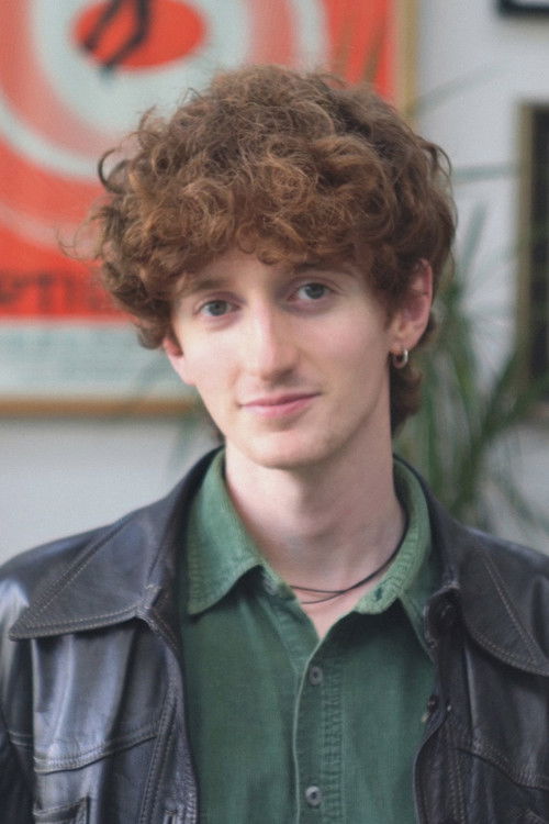 Оисин Qуеаллй