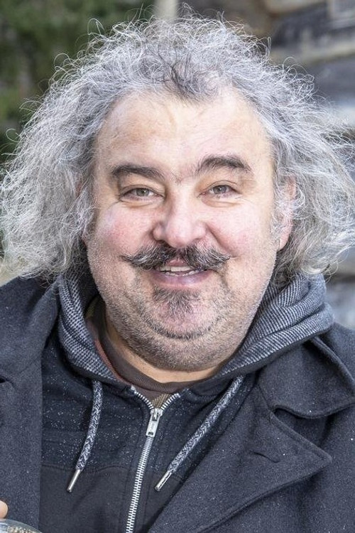 Емил Рутику