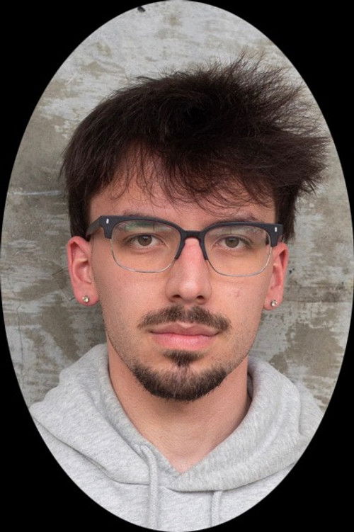 Оливер Циолфи