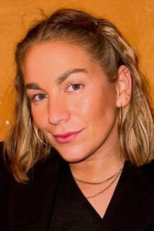 Емма Олине Скоу