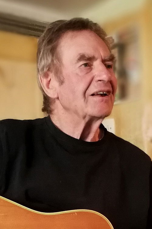 Алун Давиес