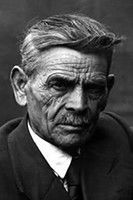 Милтон Манаки