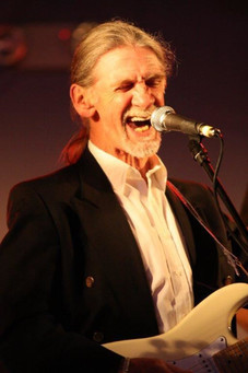 Алеx Лигертwоод