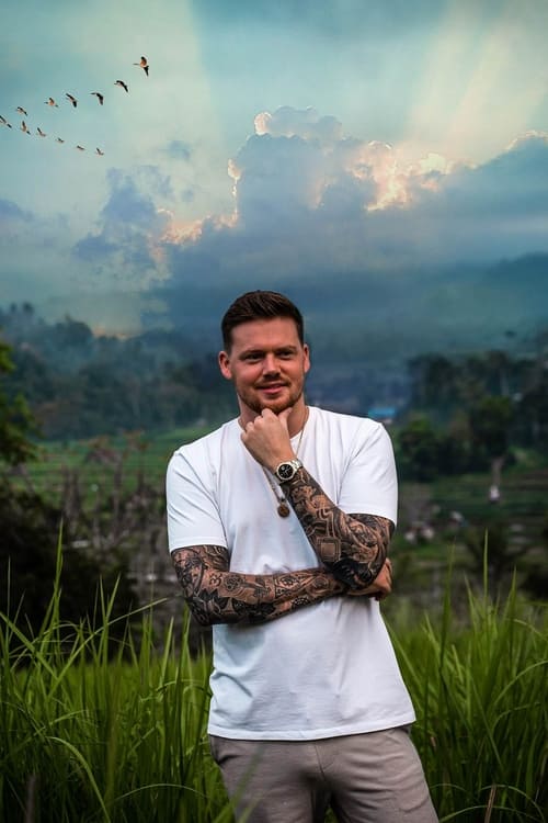 Леwис Раймонд Тайлор