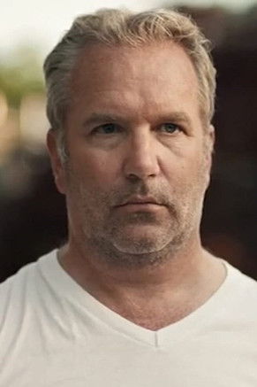 Едwард М. Келахан