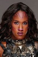 Айесха Раймонд