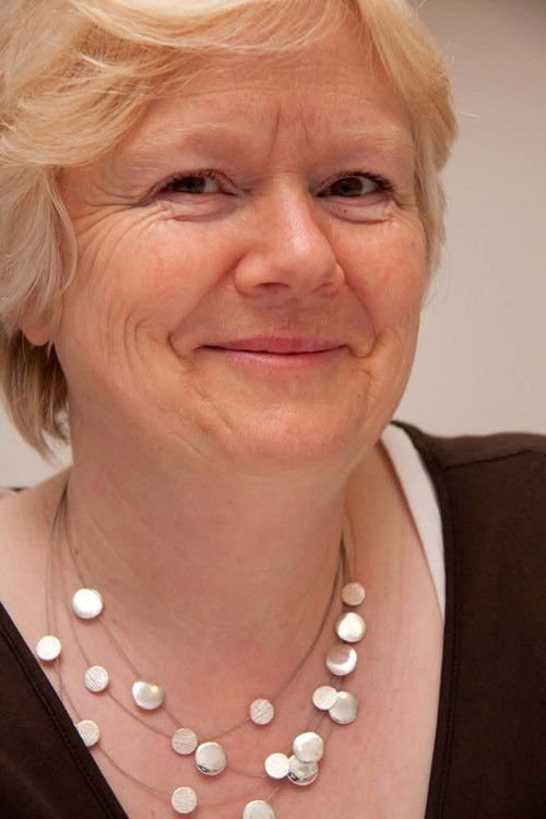 Моница Стассен