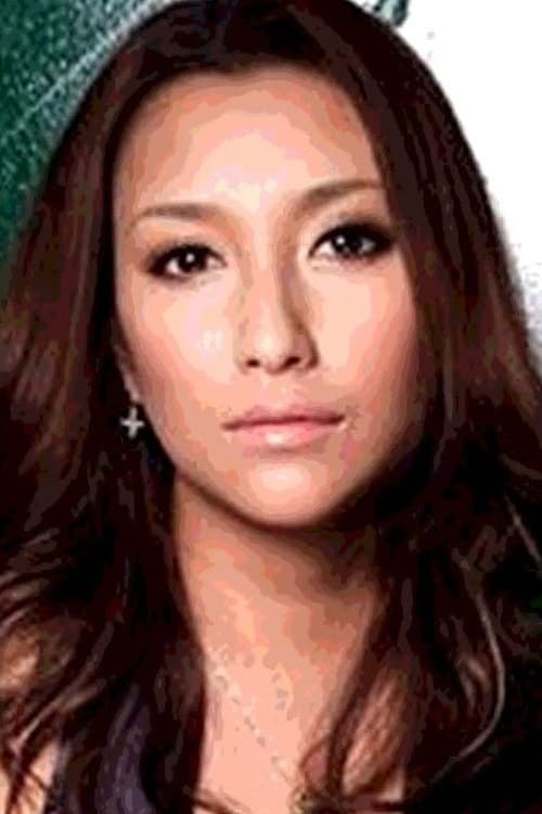 Айа Макинода