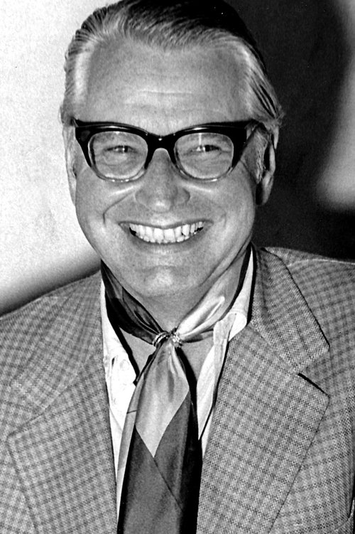  Кен Эннакин