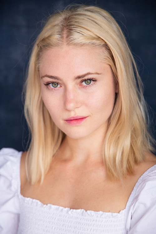 Лола Цлаире