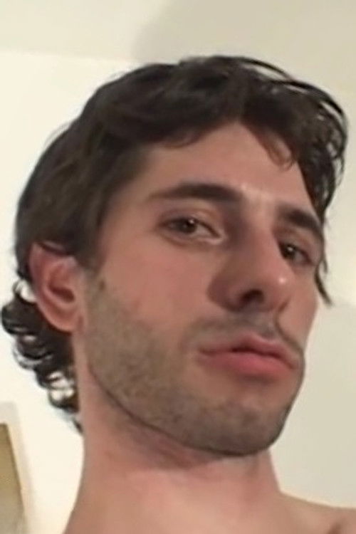 Естебан Леон