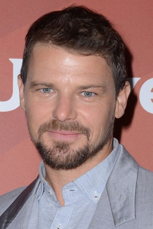 Натхан Пхиллипс