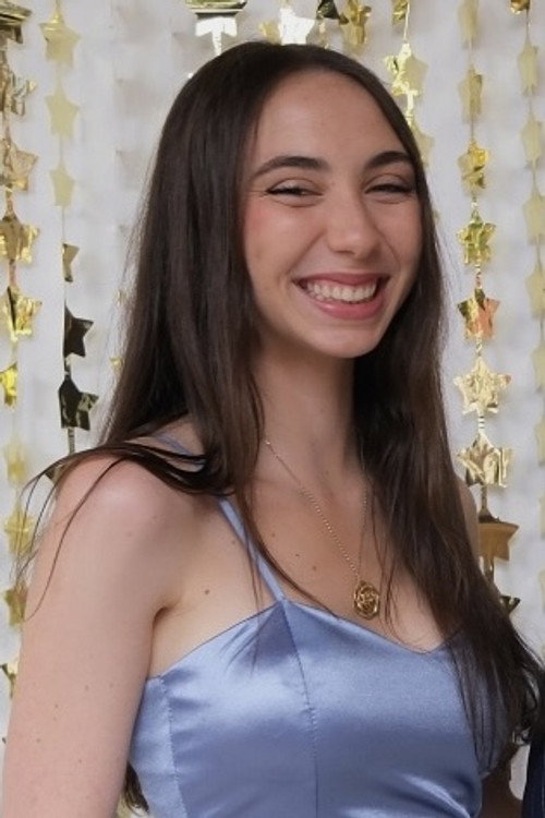 Наира Цолагрецо