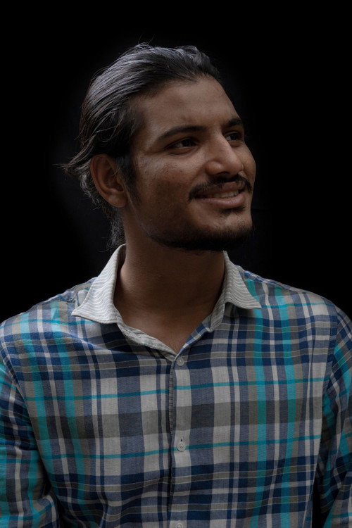 Емон Бин Анwар