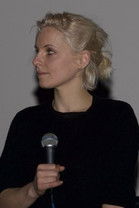 Царла МацКиннон