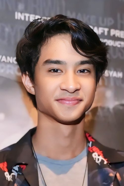 Девано Данендра