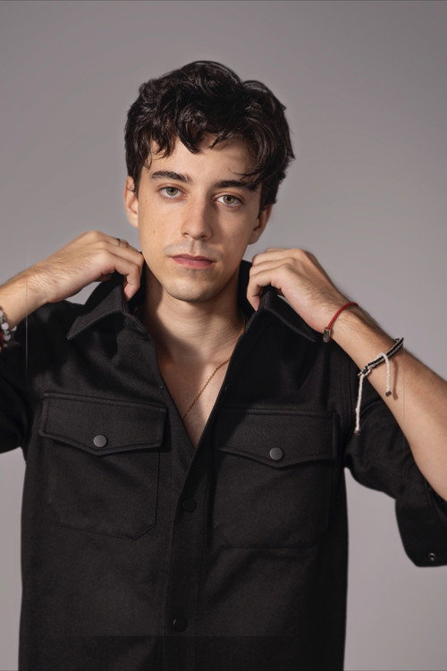 Адам Боуqдиб