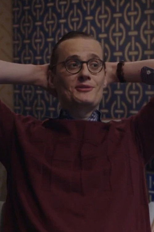 Микаел Сладден