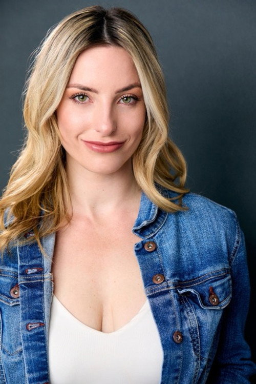 Али Хамилтон