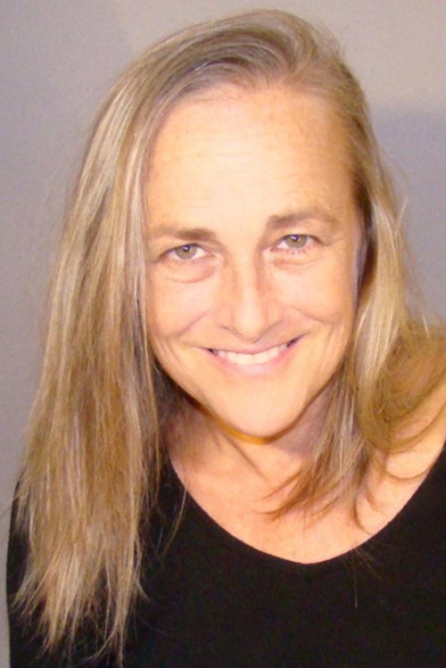 Гина Стеwарт