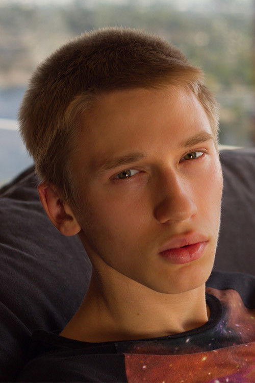 Сасха Петерсон