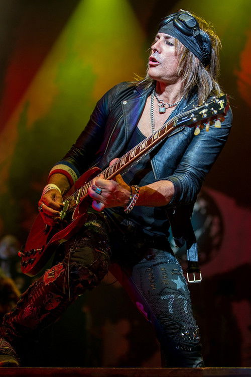  Райан Рокси