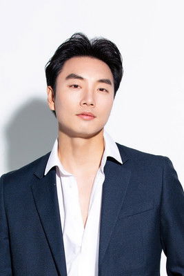 Сунг Йеон Хо