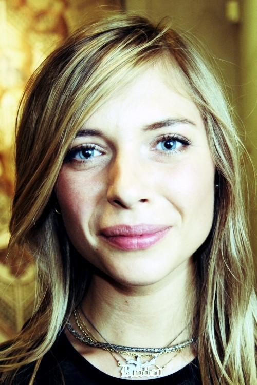 Jулие Грундтвиг Wестер