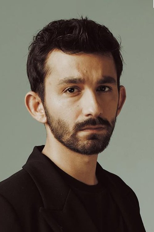 Бурак Цан Арас