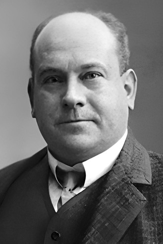 Аxел Хултман