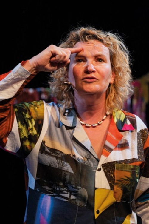 Миноу Босуа