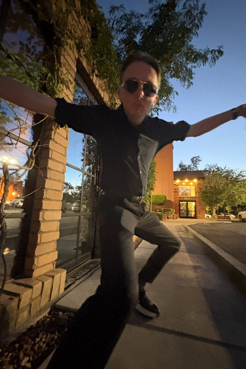 Qуинн Сацкеwитз