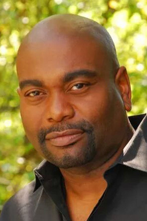 Гленн Магее