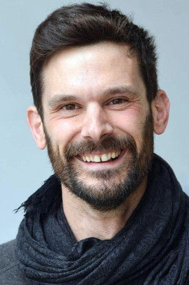 Елие Цхапуис