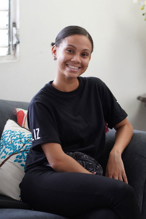 Лиз Аиде Лора