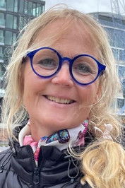 Голдие Мøллер