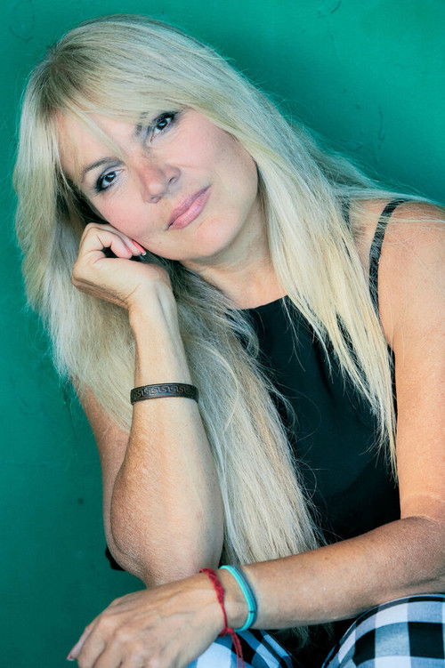 Рена Думонт