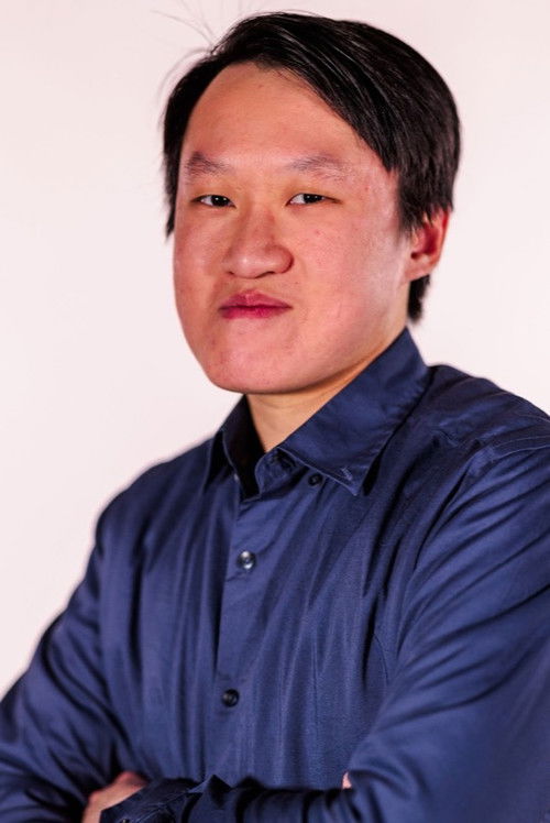 Бриан (Цхун Wинг) Лее