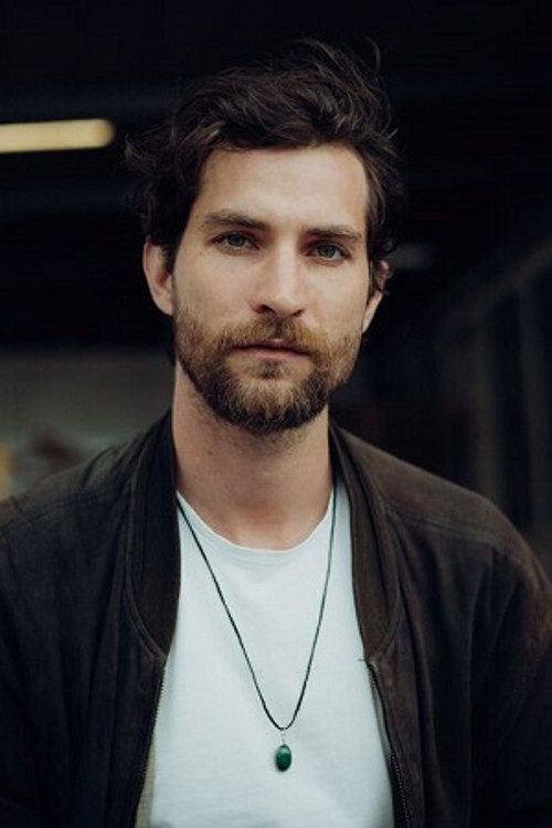 Йасмани Стамбадер